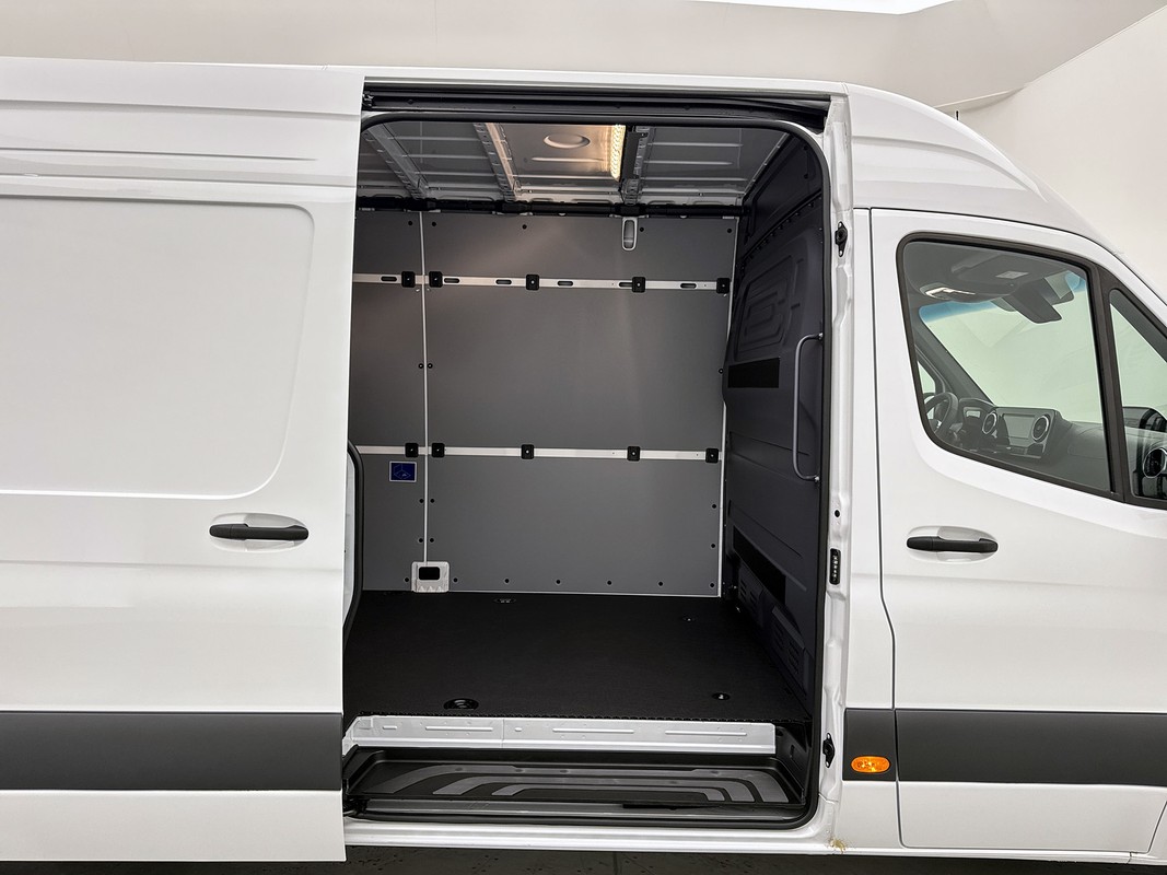 Mercedes-Benz eSprinter