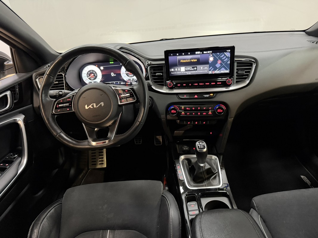 Kia ProCeed