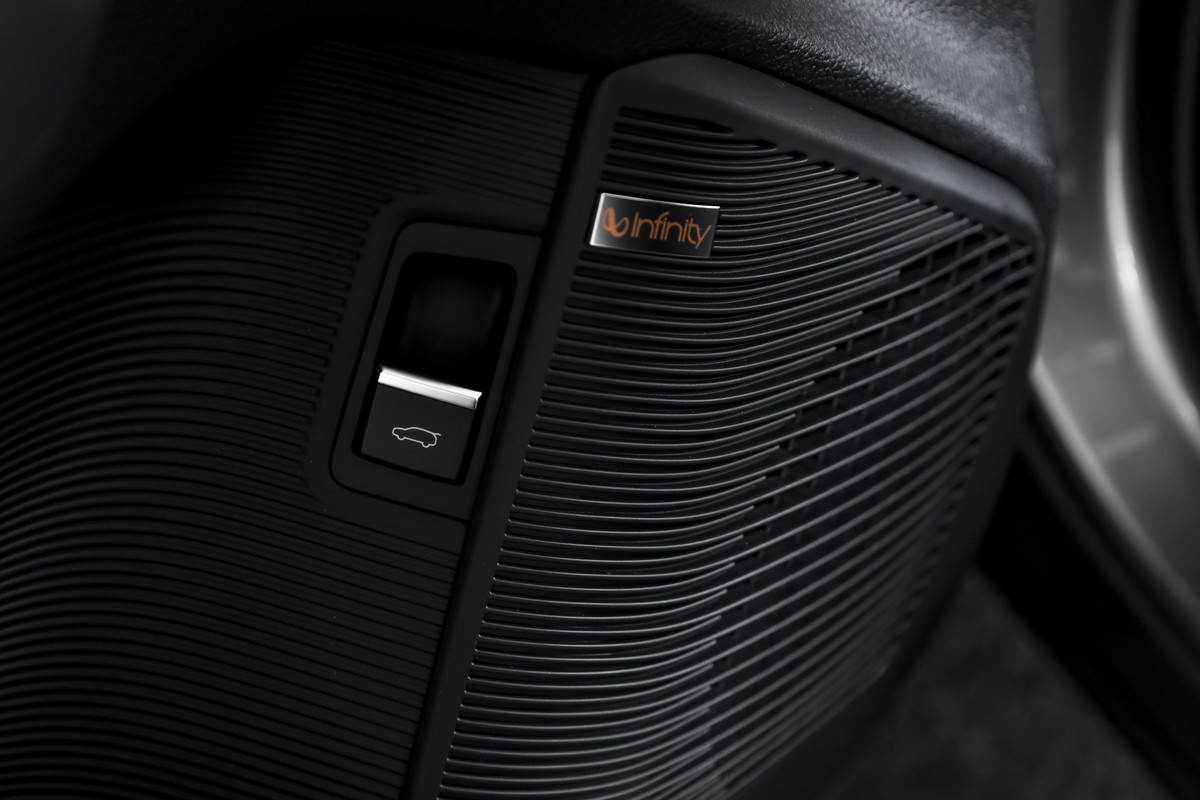 BYD SEAL U