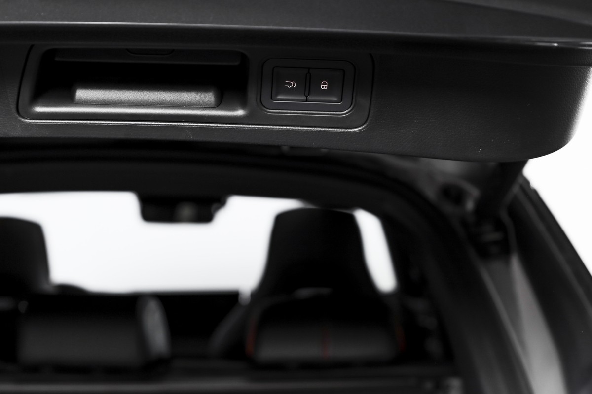 BYD SEAL U