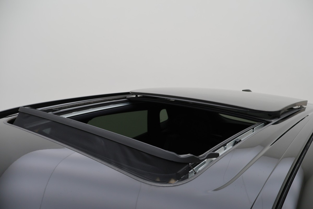 Lynk & Co 08