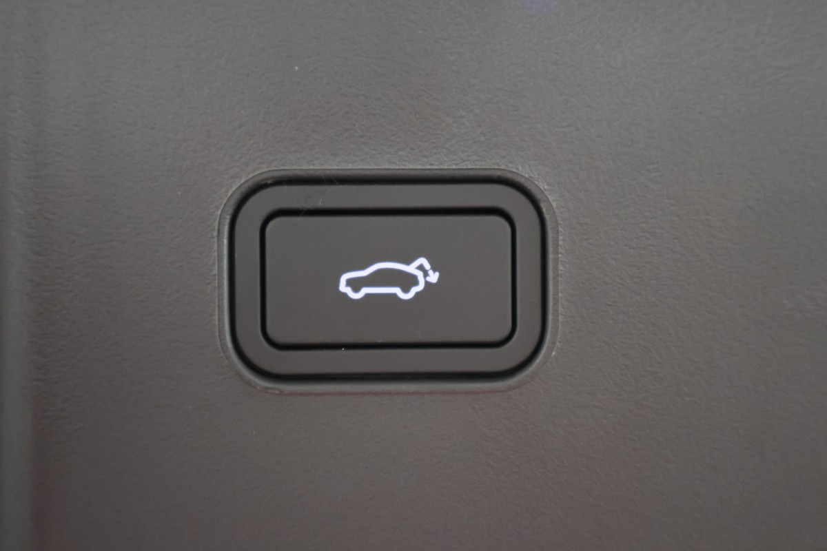 Lynk & Co 08