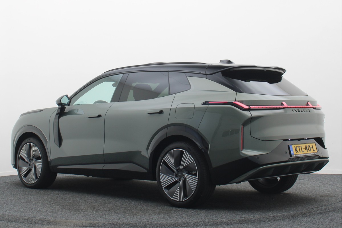 Lynk & Co 08