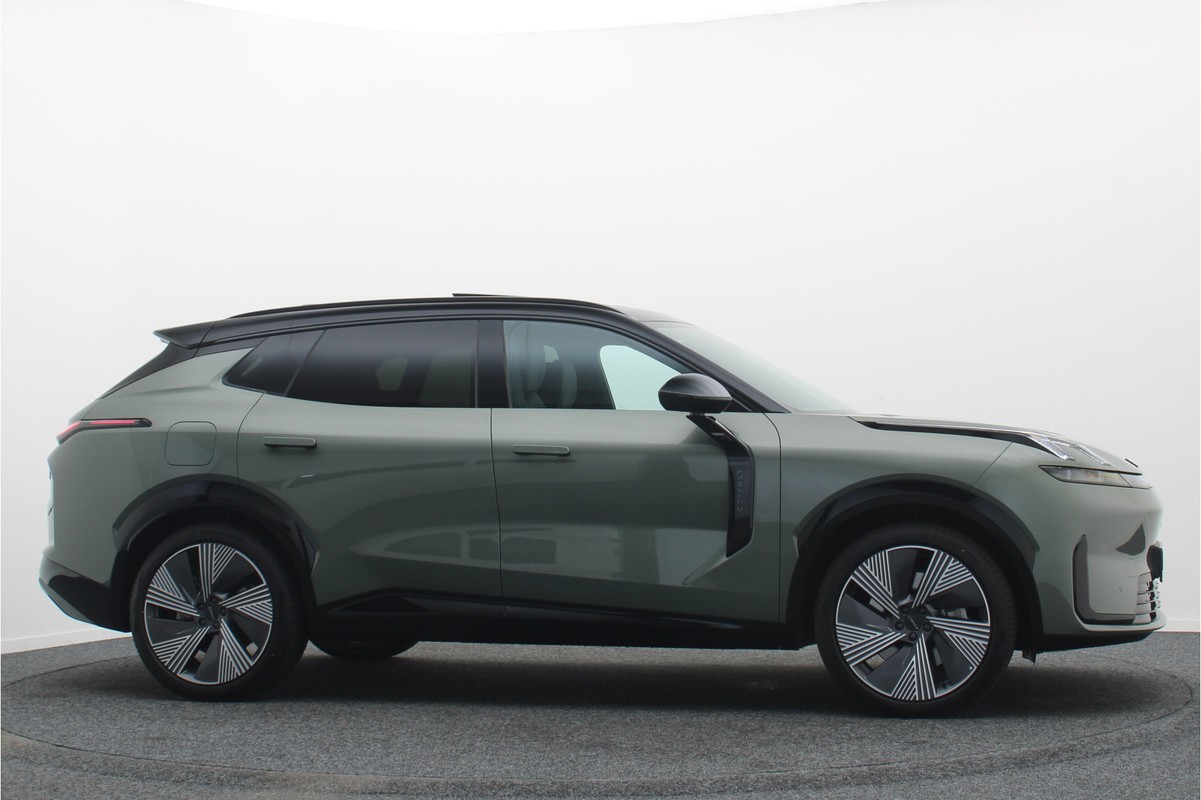 Lynk & Co 08
