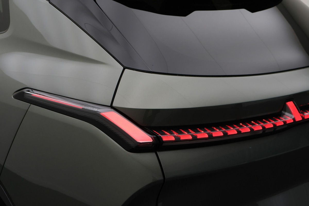 Lynk & Co 08