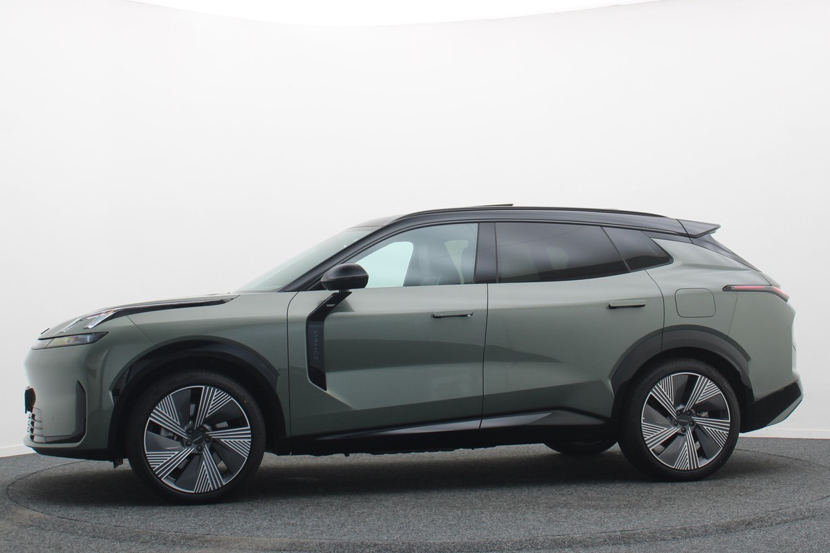 Lynk & Co 08