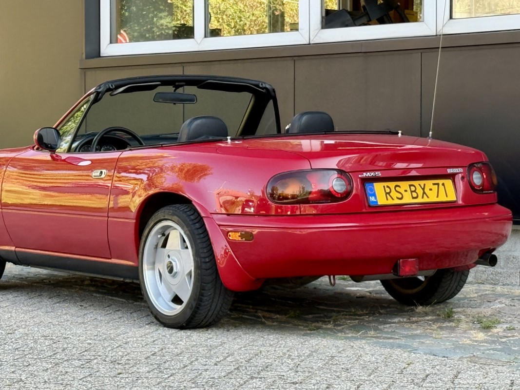 Mazda MX-5