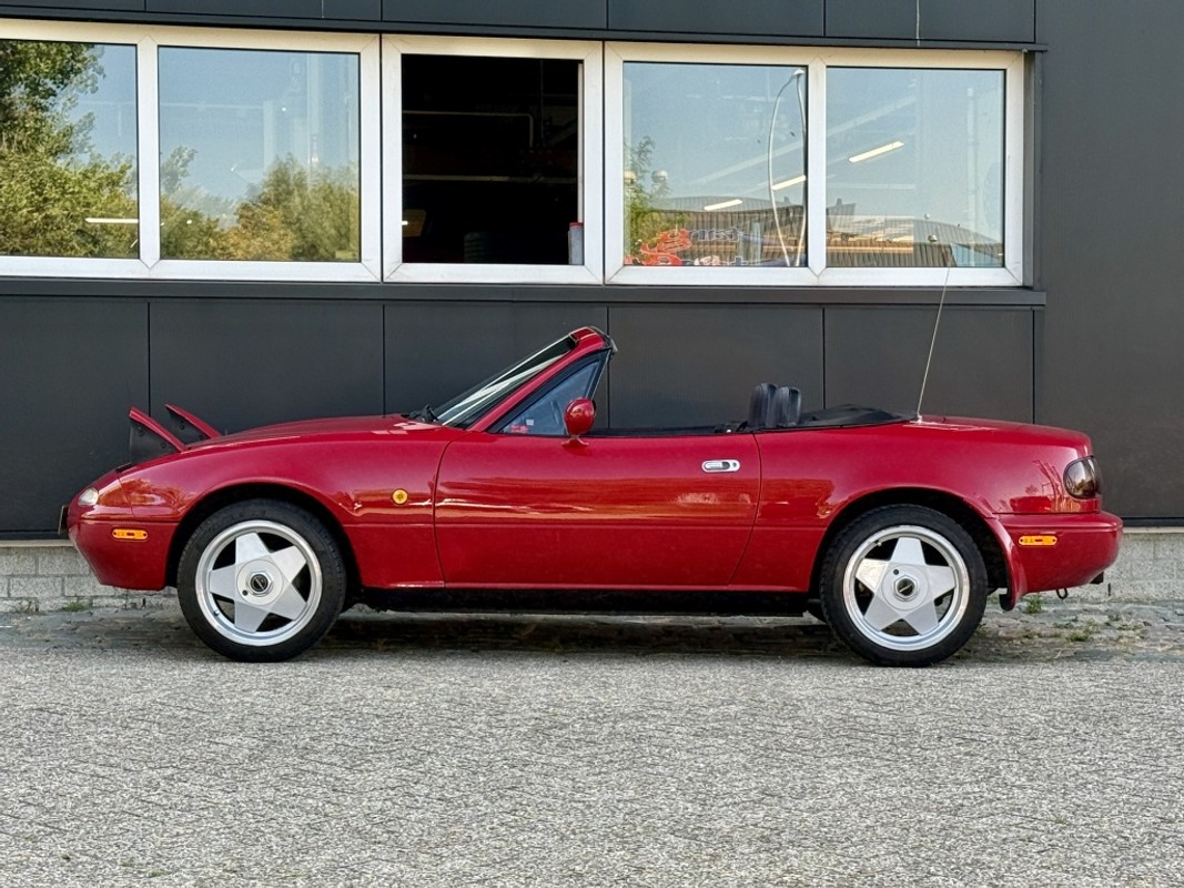 Mazda MX-5