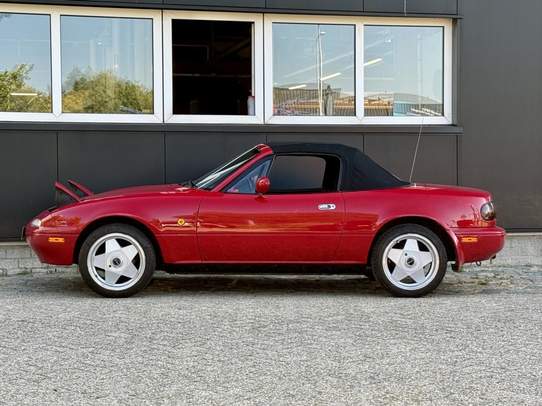 Mazda MX-5