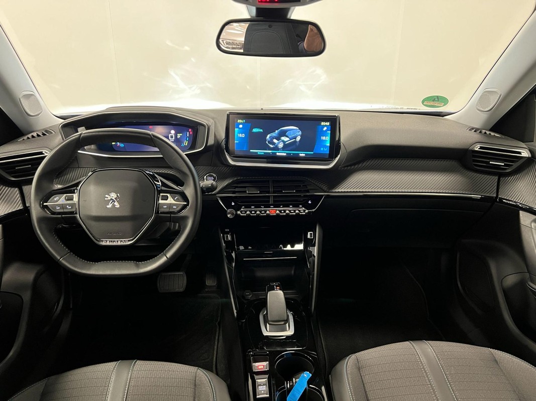 Peugeot e-2008