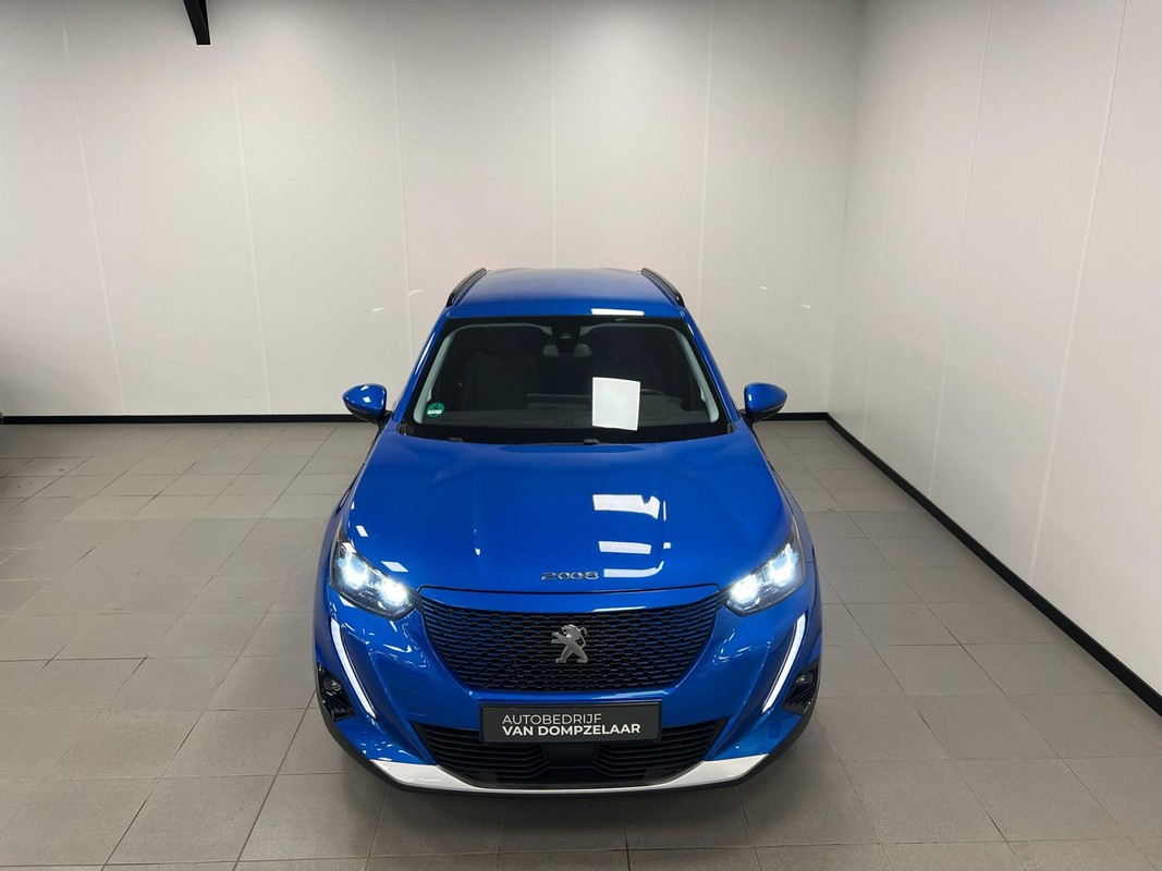 Peugeot e-2008