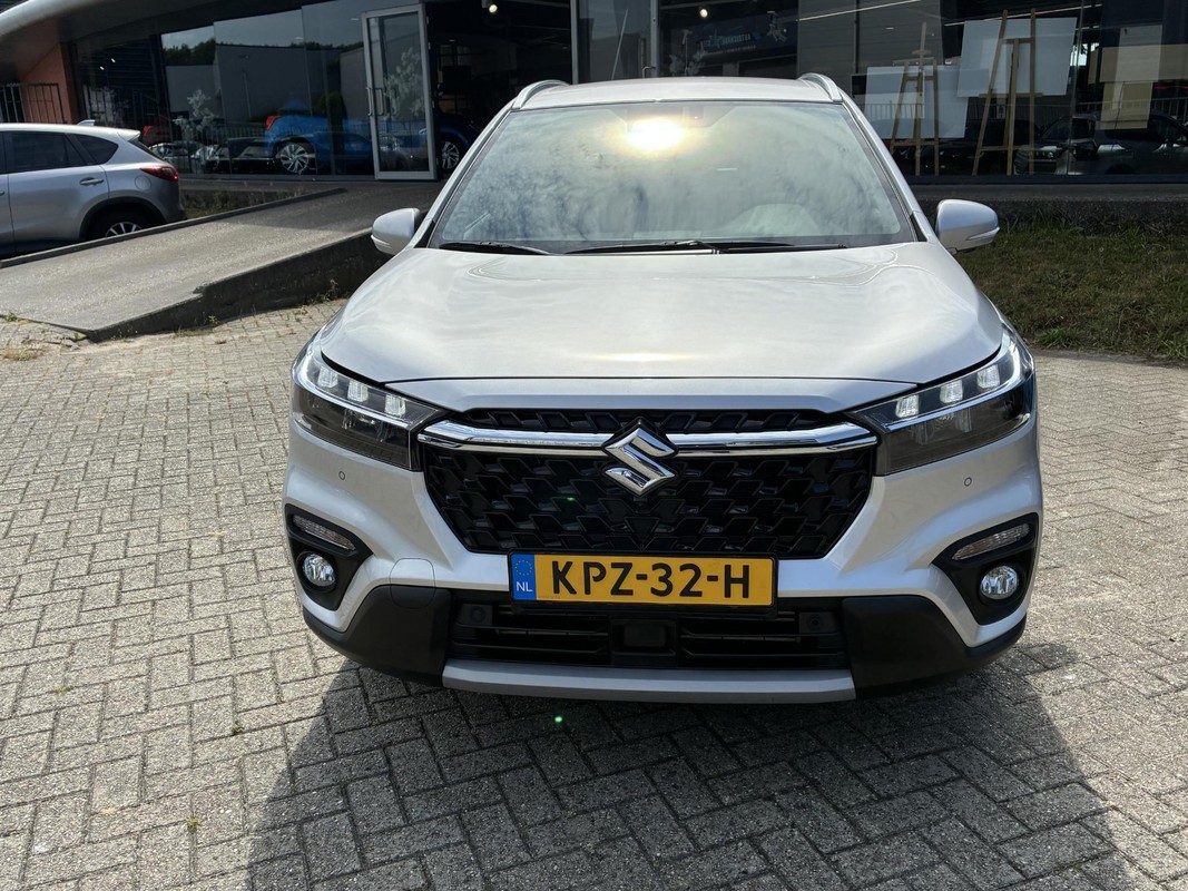 Suzuki S-Cross