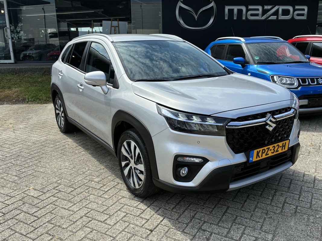 Suzuki S-Cross
