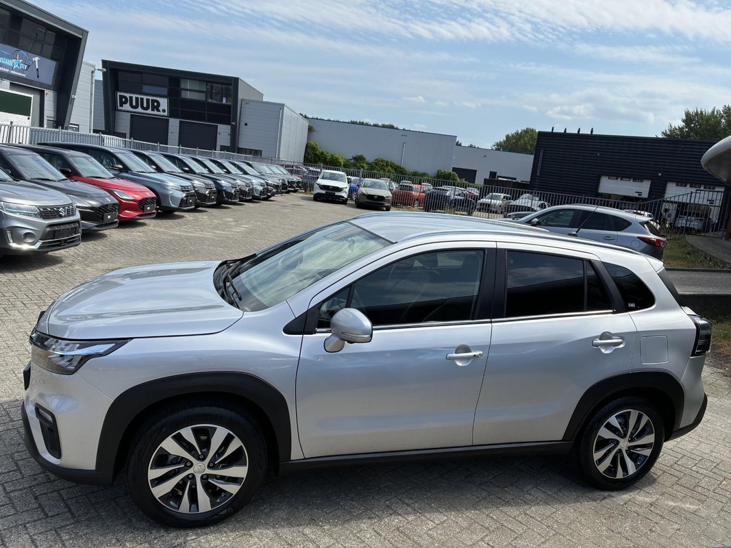 Suzuki S-Cross
