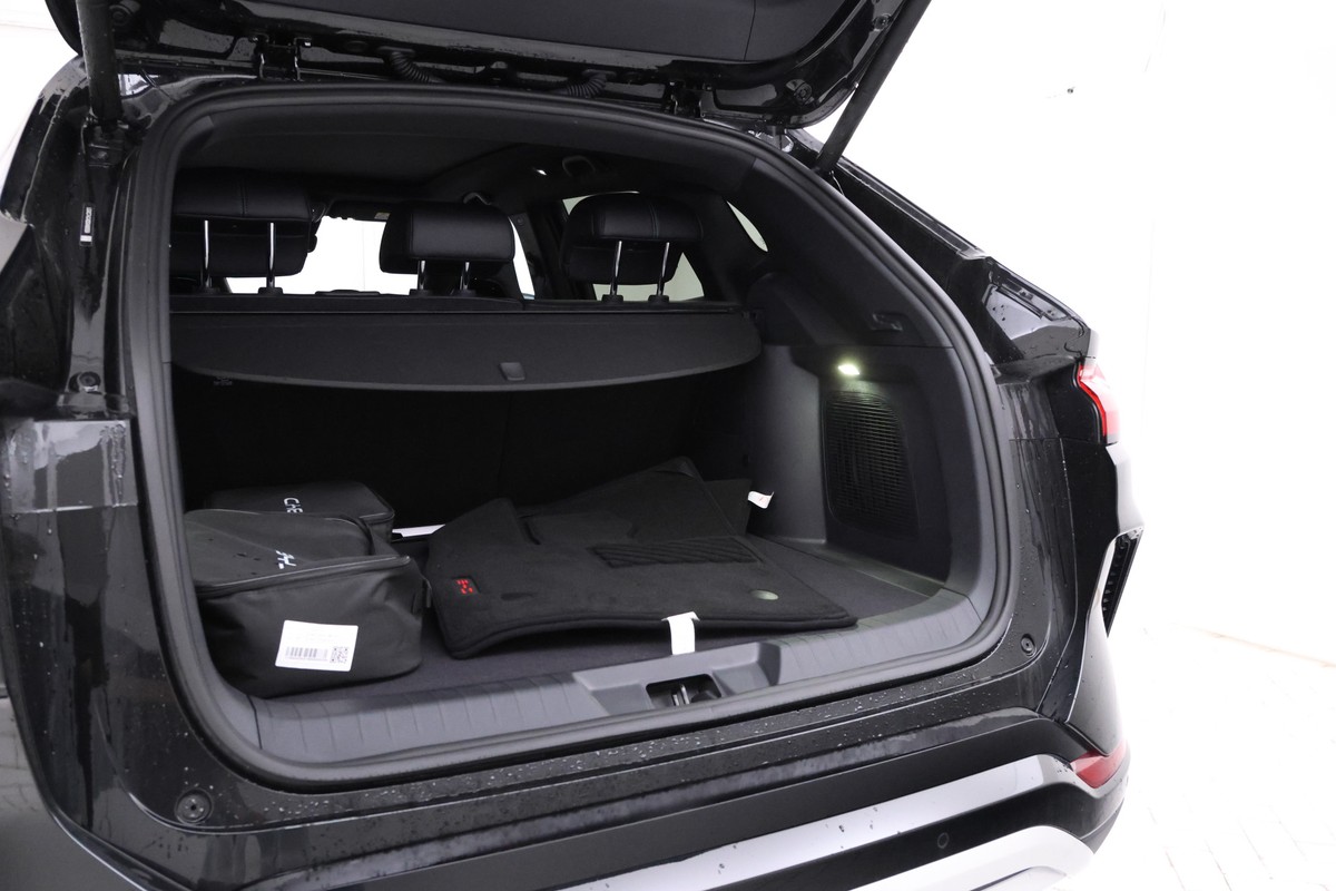 BYD SEAL U