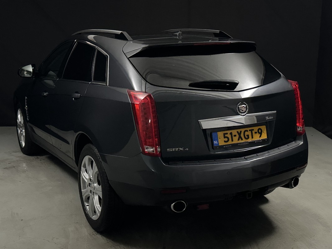 Cadillac SRX