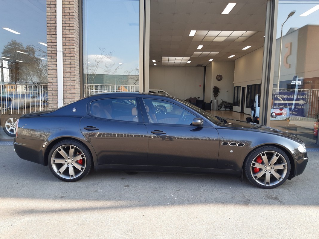 Maserati Quattroporte