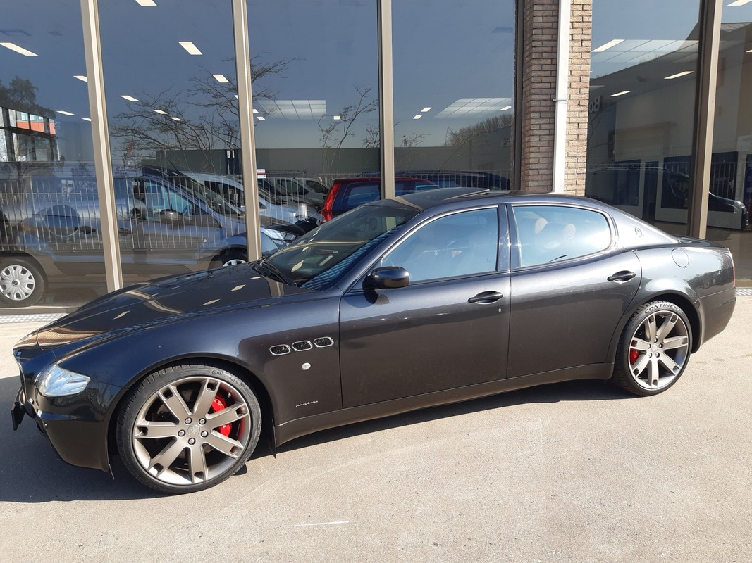 Maserati Quattroporte