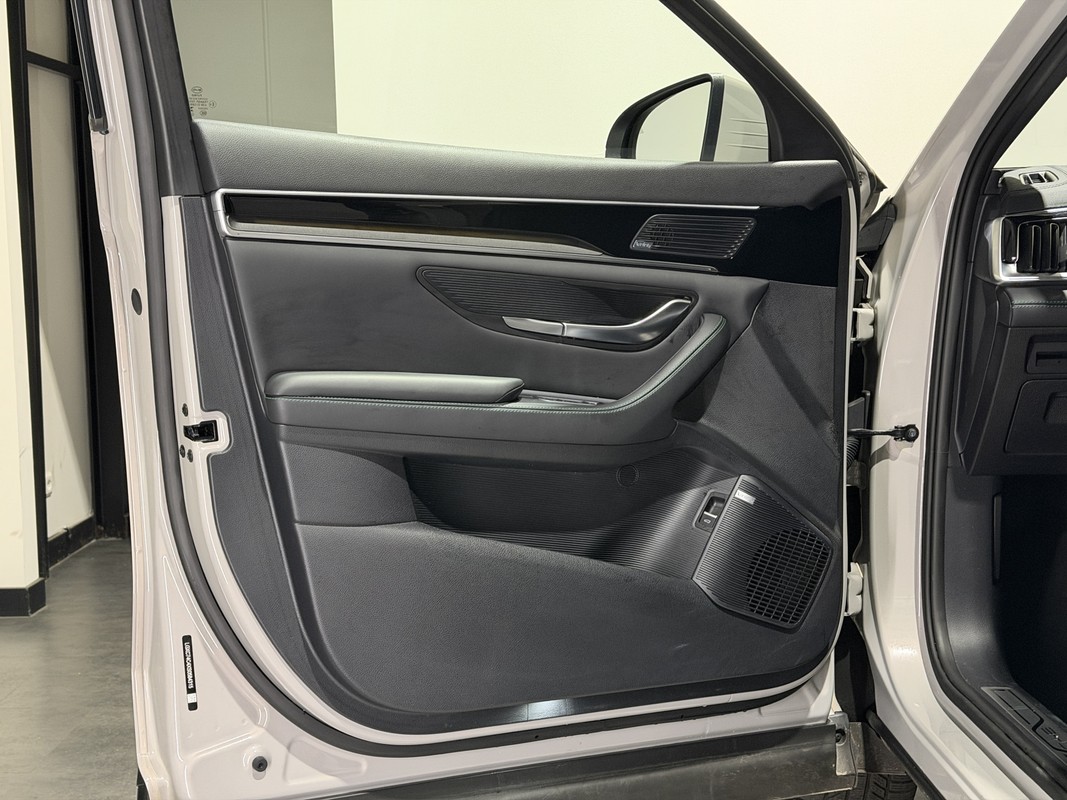 BYD SEAL U