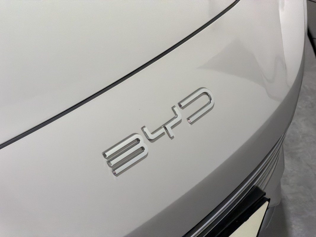 BYD SEAL U