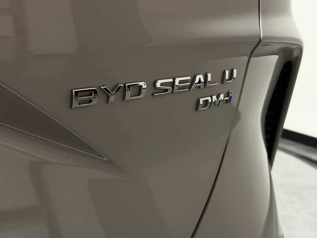 BYD SEAL U