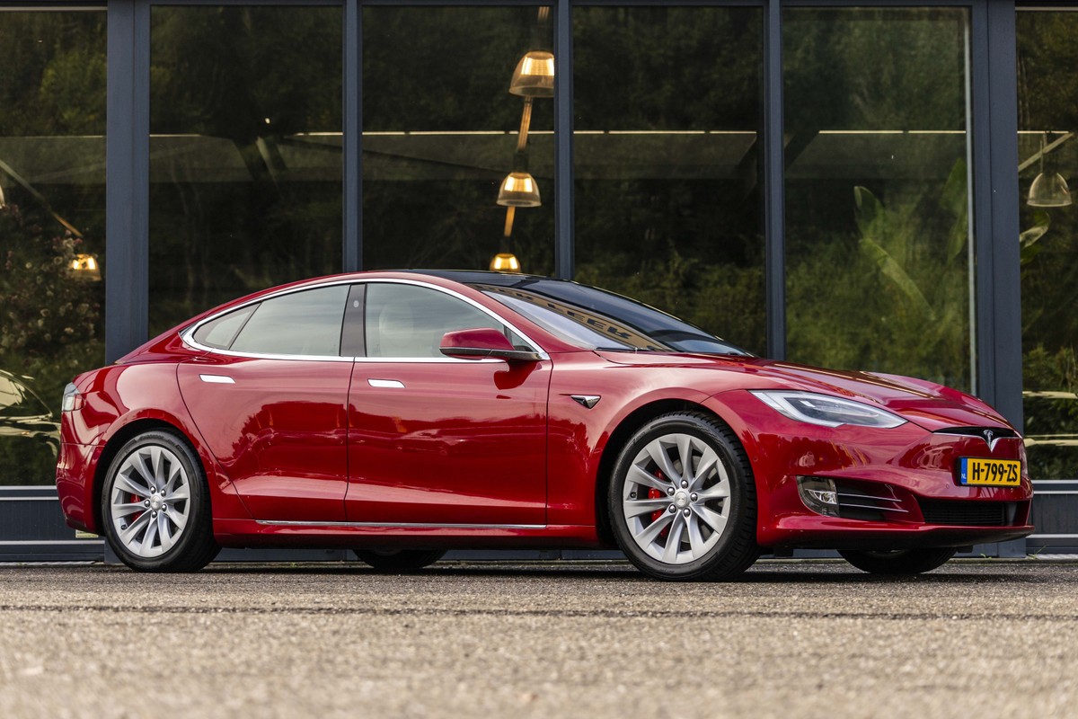 Tesla Model S