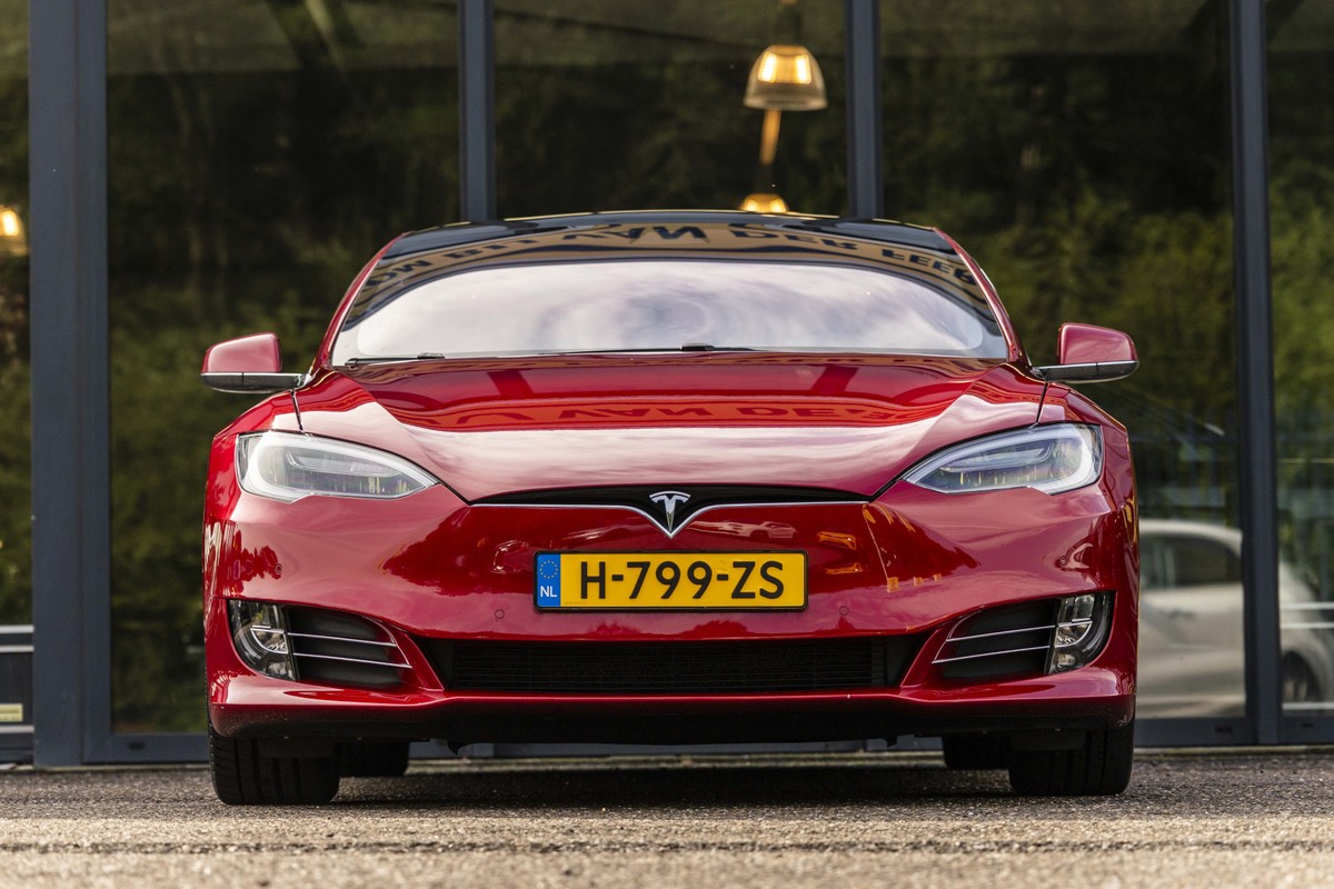 Tesla Model S