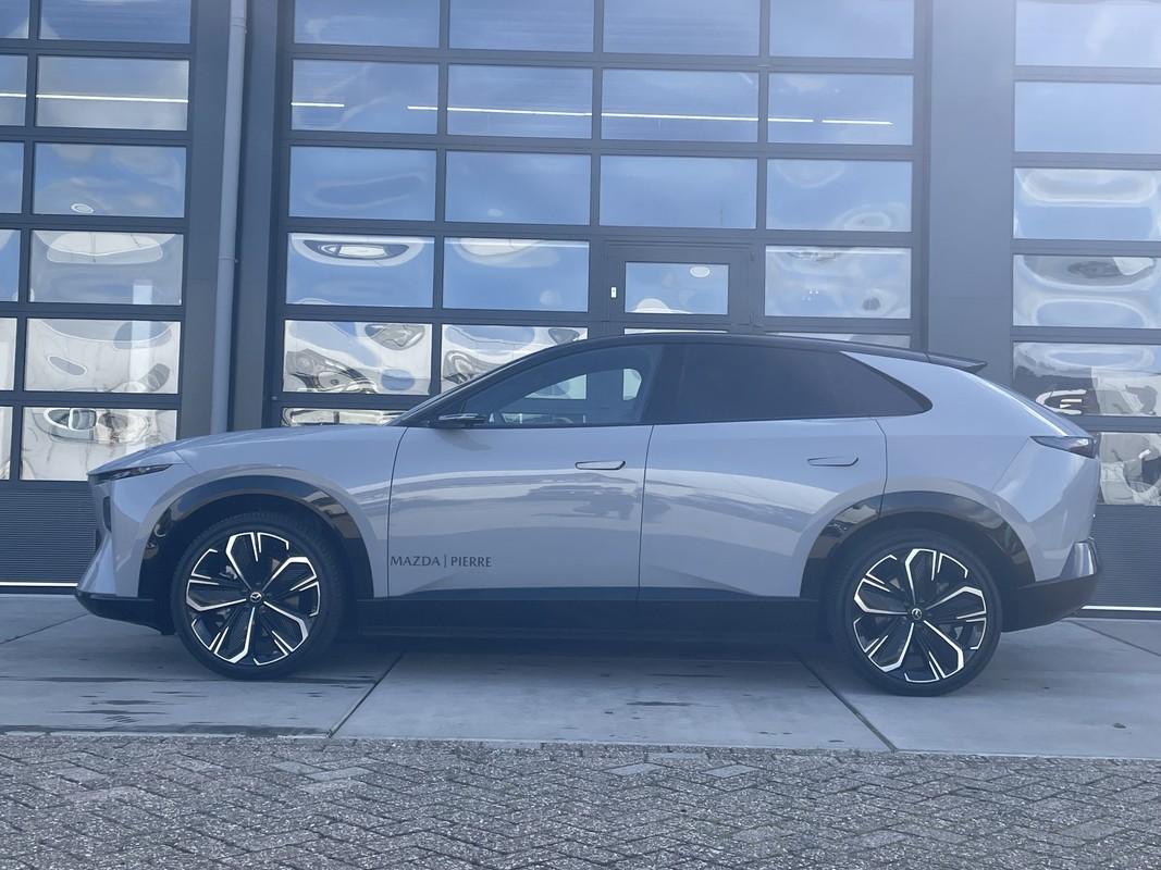 Mazda CX-6e