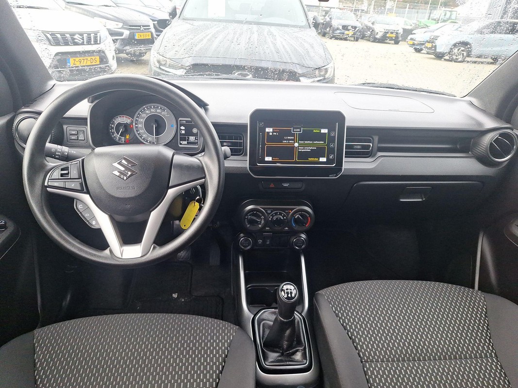 Suzuki Ignis