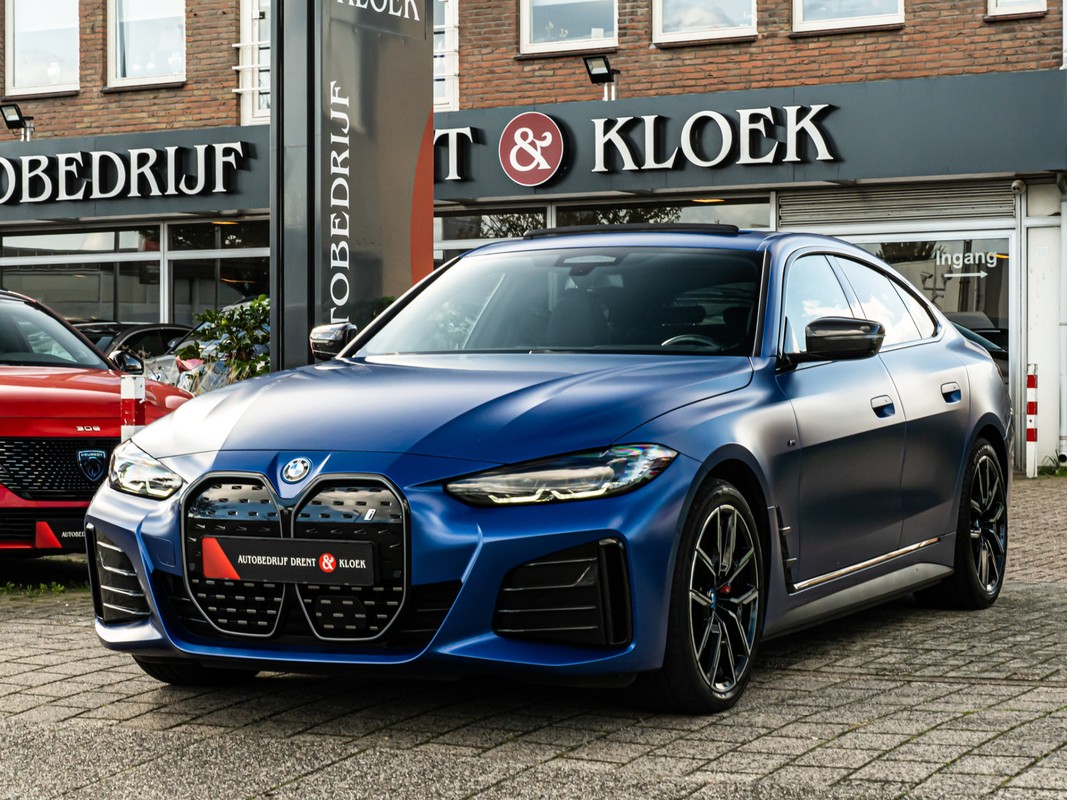 BMW i4