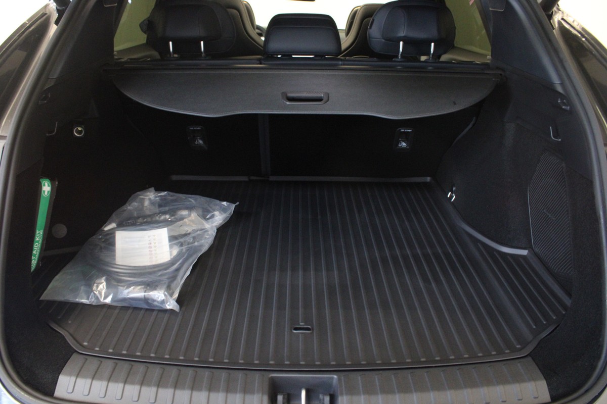 Lynk & Co 08