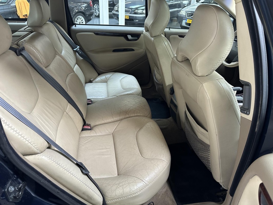 Volvo XC70