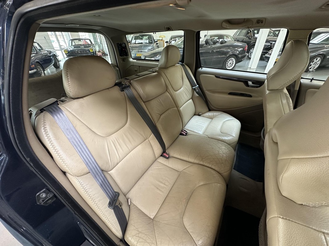 Volvo XC70