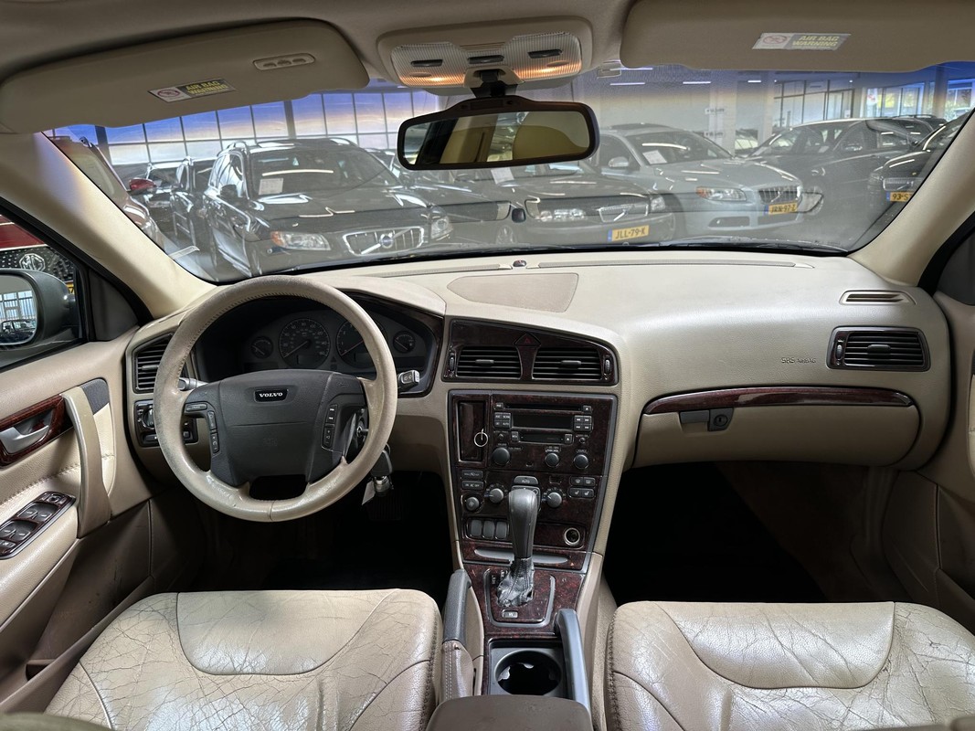 Volvo XC70