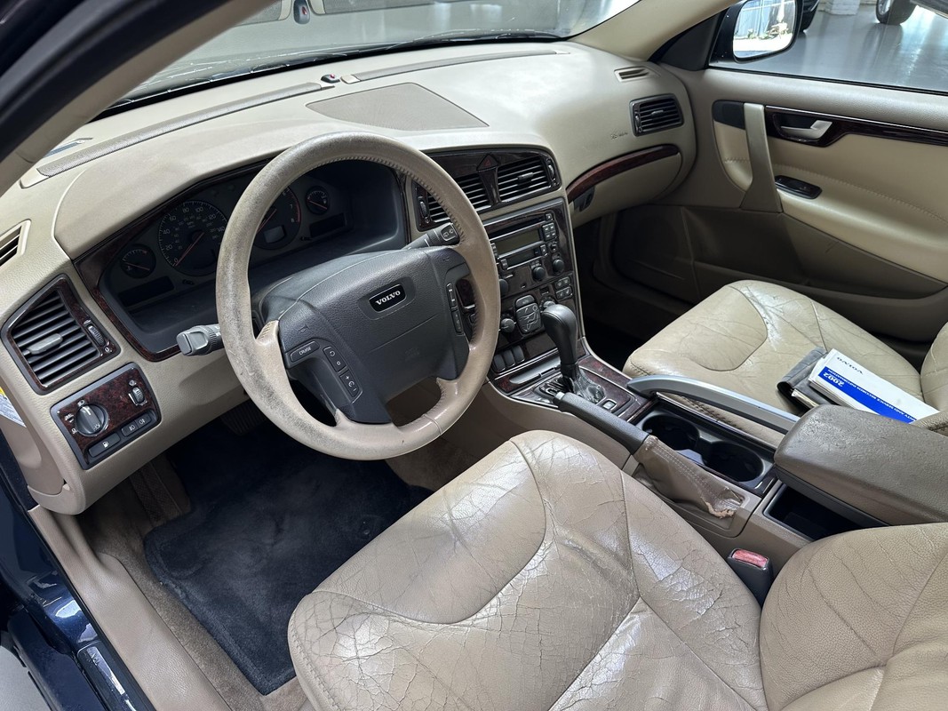 Volvo XC70