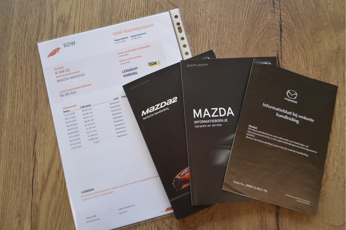Mazda 2