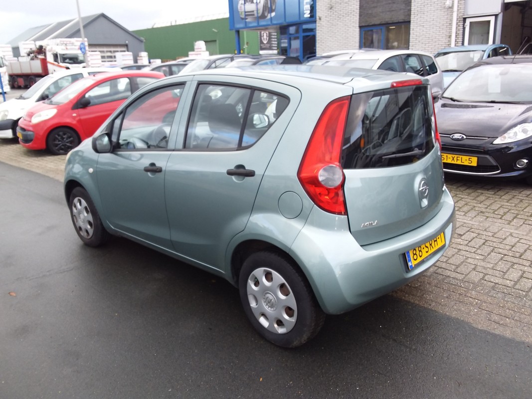 Opel Agila
