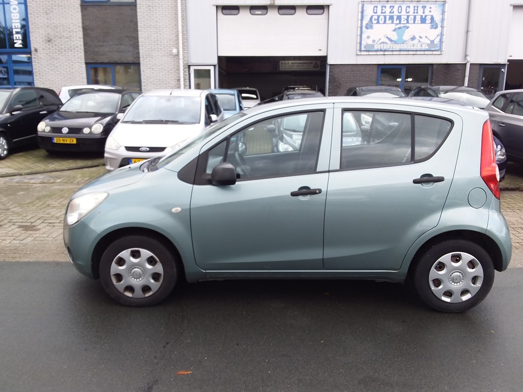 Opel Agila