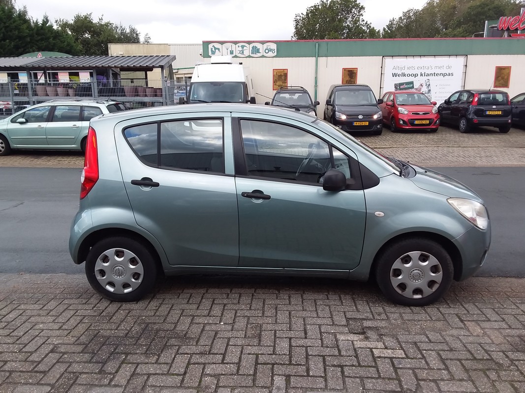 Opel Agila