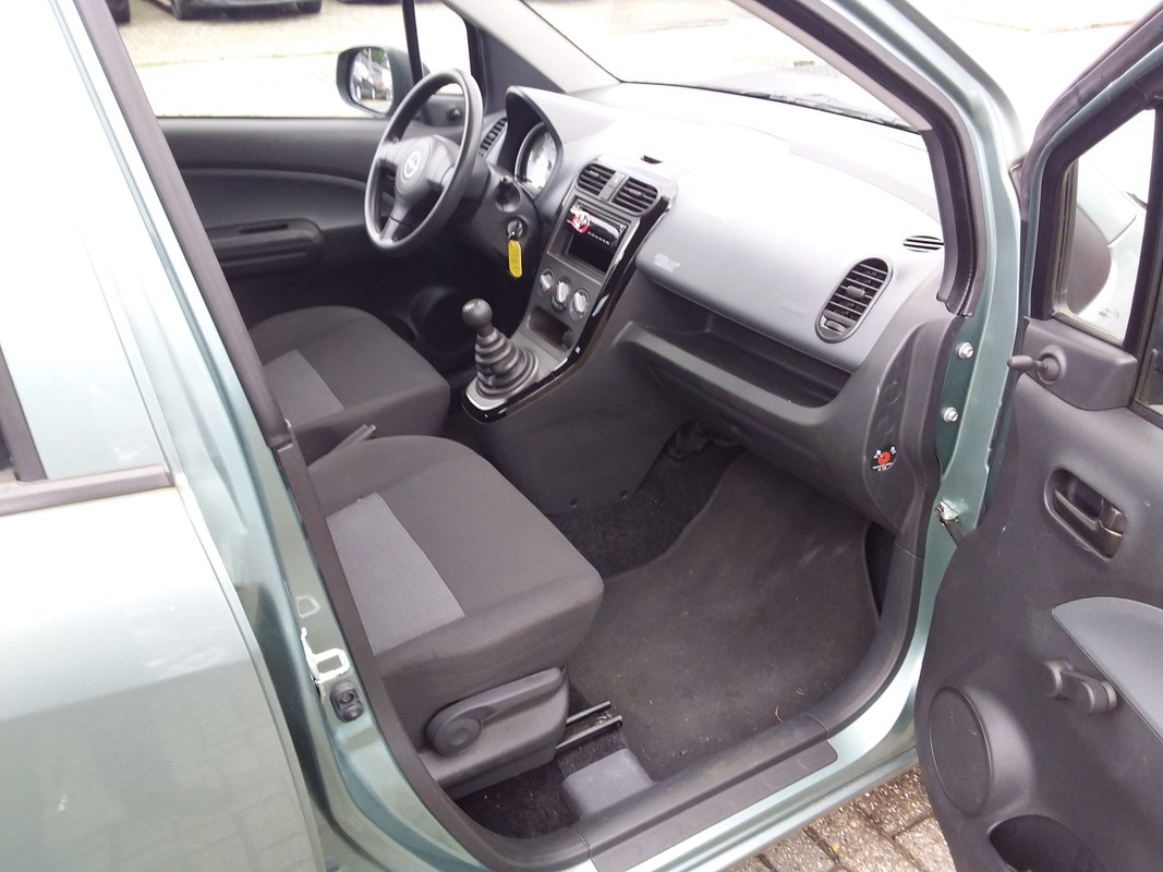 Opel Agila