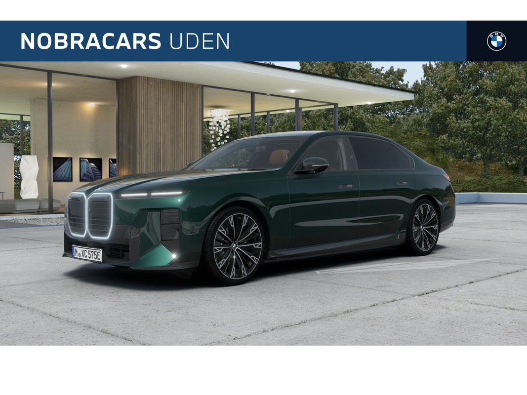 BMW i7