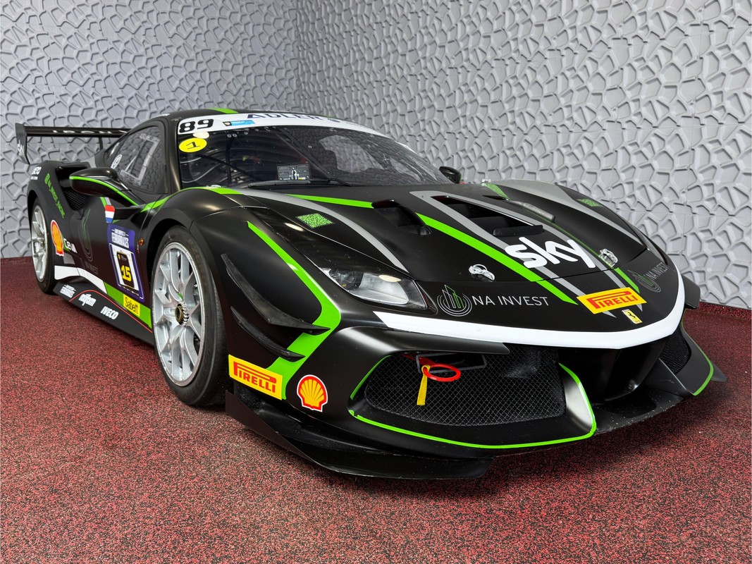 Ferrari 488