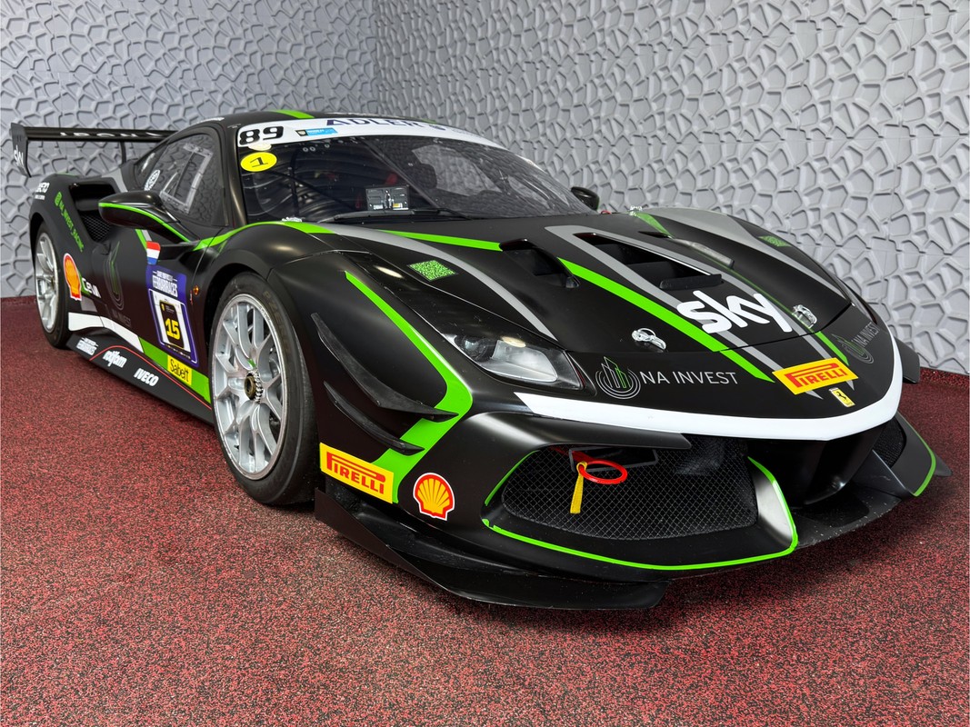 Ferrari 488