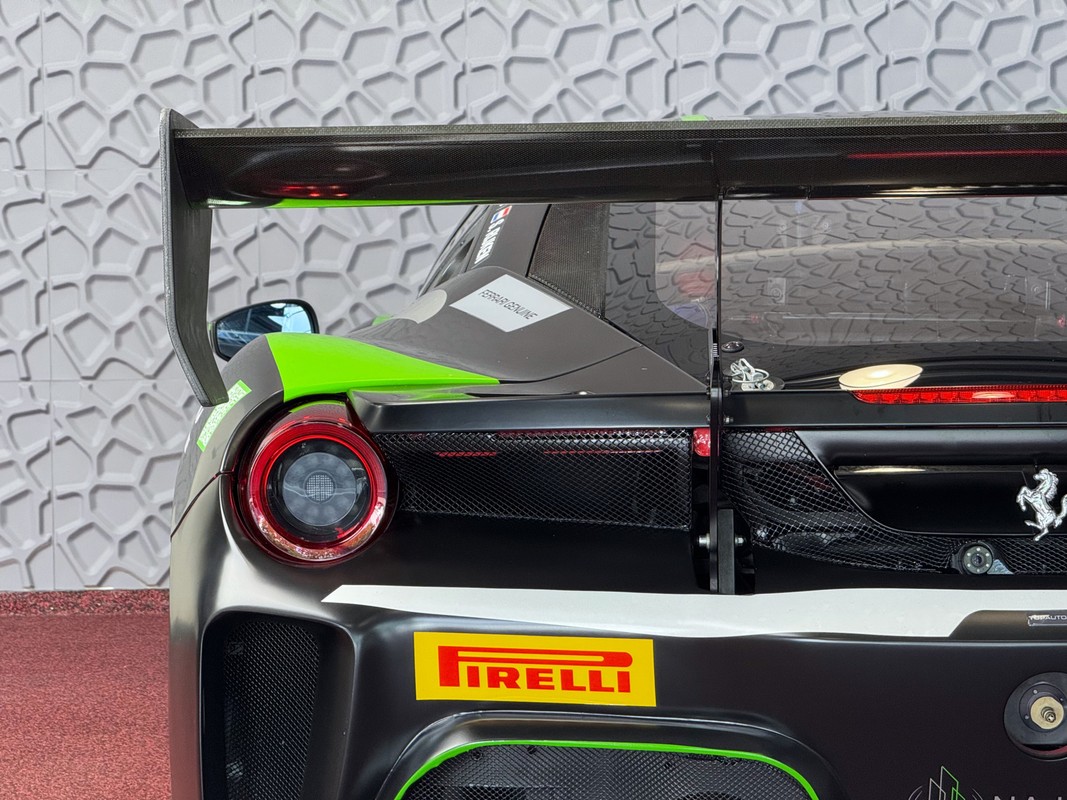 Ferrari 488