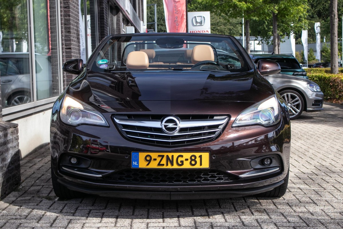 Opel Cascada