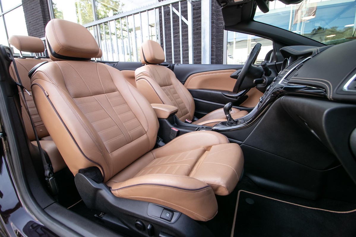 Opel Cascada