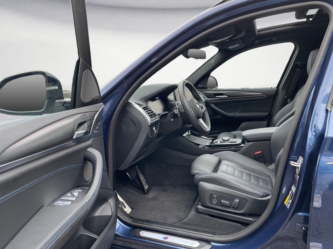 BMW iX3