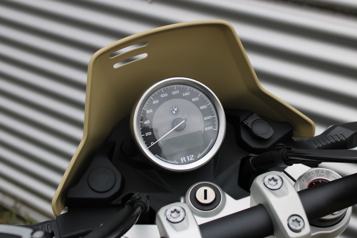 BMW R 12