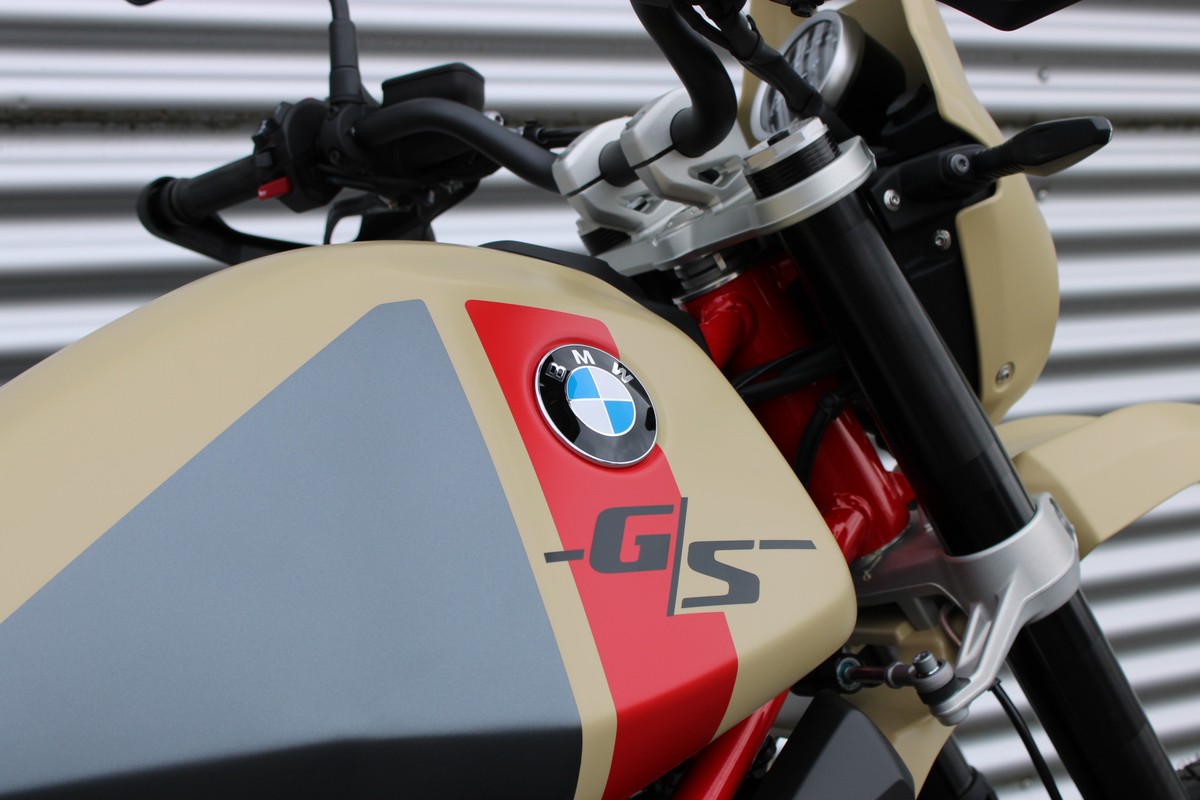 BMW R 12