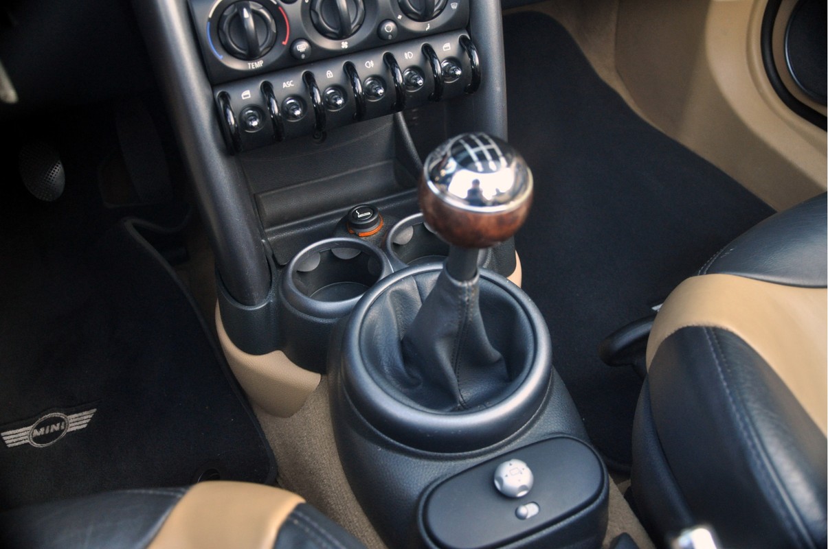 MINI Cooper Cabrio